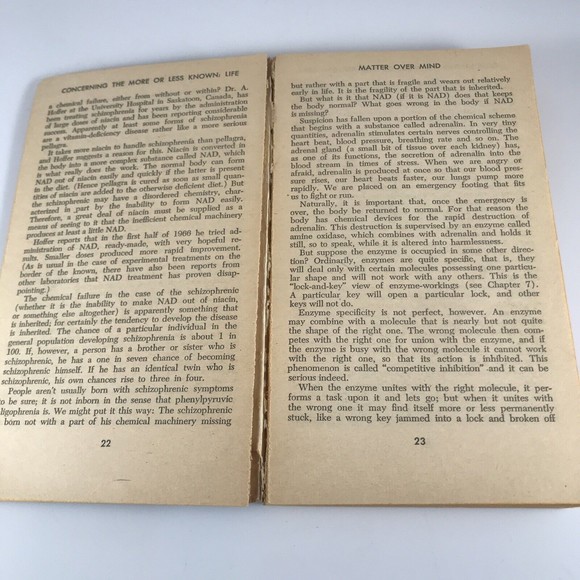 Is Anyone There? by Isaac Asimov (Ace Books, 1967 Vintage Paperback) - Picture 5 of 7